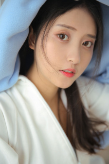 尼姑也疯狂完整版电影免费观看